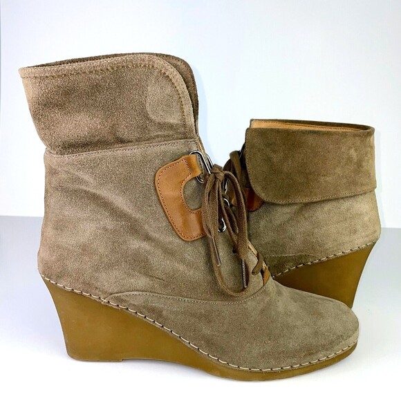 Bettye Muller Suede Wedge Lace Up Boots Taupe Beige Ankle Booties Women's 39 8.5 - Picture 2 of 10